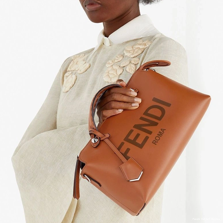 Cheap Way In Calf Fendi Medium Brown Bag Logo The By Leather ROMA Boston 0819